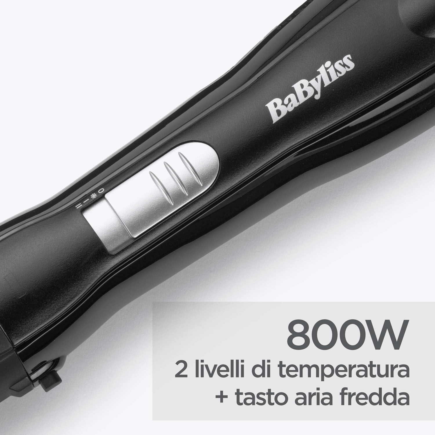 800W 
2 livelli di temperatura  + tasto aria fredda